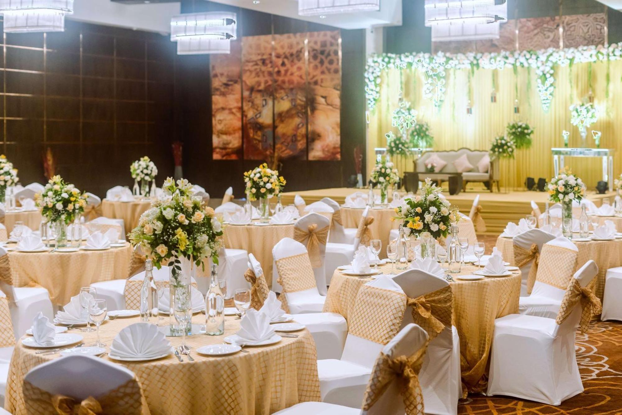래디슨 블루 호텔, 그레이터 노이다 외부 사진 The Grand Ballroom